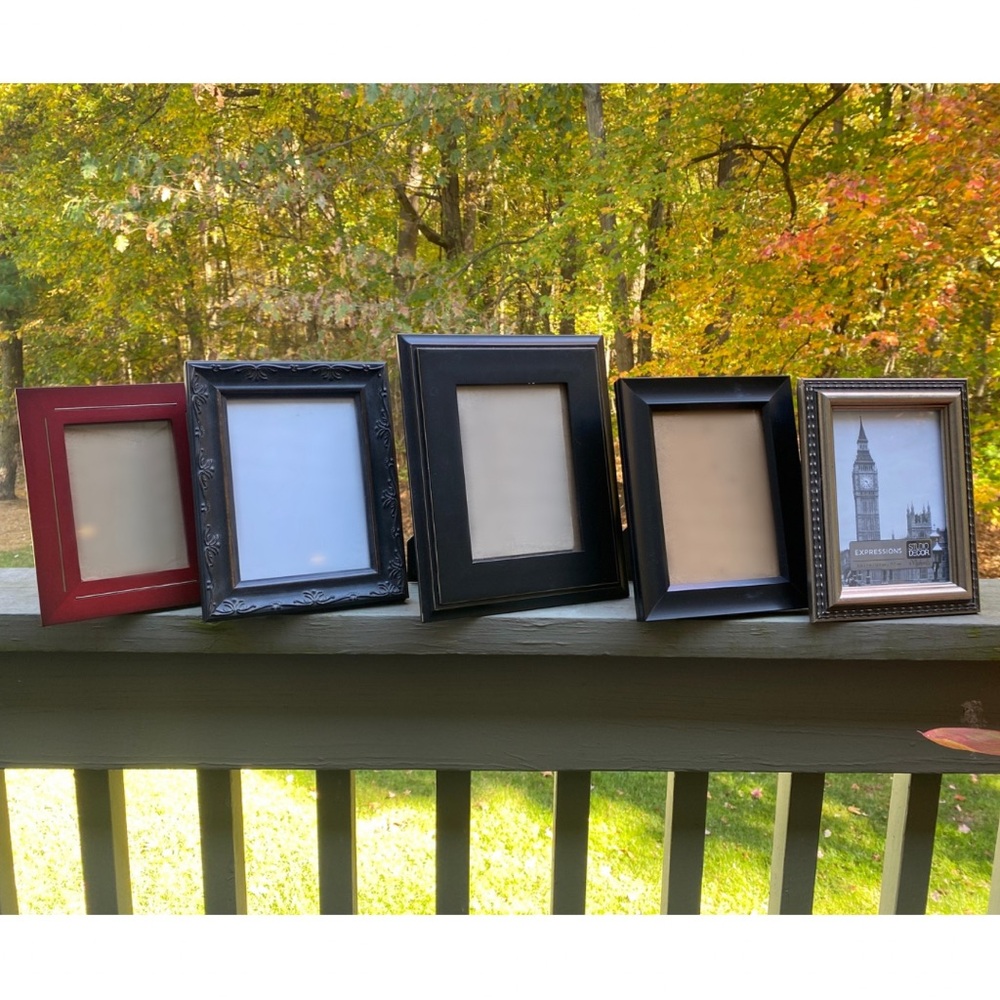 Frames (5)